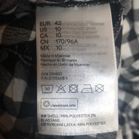 A11-Divided by H&M off shoulder top - Picture 5 of 6